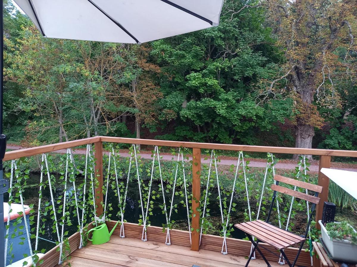 Appartement Atypique Independant Sur Peniche Metz Exteriör bild