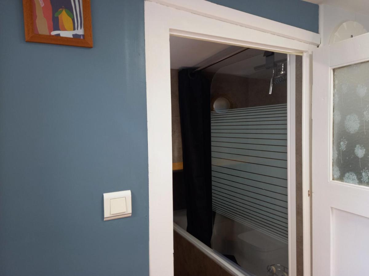 Appartement Atypique Independant Sur Peniche Metz Exteriör bild